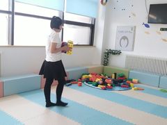 -爱乐游亲子游泳俱乐部