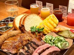 -半吨 Halfton & Friends(车公庙店)