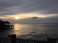 海鲜市场旁边的公园和海-兰坡海鲜市场