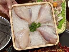 -旧街市鲜货老火锅(大光路店)