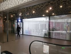 -变画·发型STUDIO