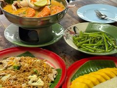 -Kat's Kitchen