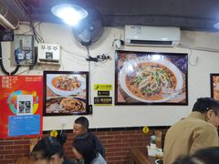 -朱大嘴肥肠血旺(福字街店)