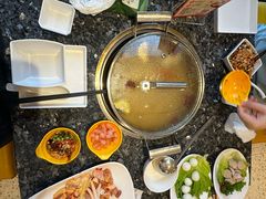 -一席地·本地鸡窝·杭帮鸡火锅(萧山银隆百货店)