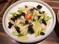芦笋百合炒木耳-江太极江浙菜(马桥万达广场店)