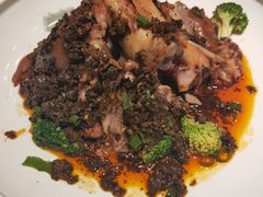 汉王一品肘-江城小馆陕南妈妈菜·全球旅行餐厅(钟楼店)