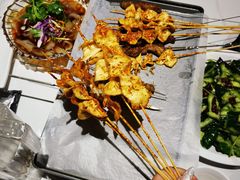 -卞二小串·鹤岗烧烤·坑烤(永定路店)