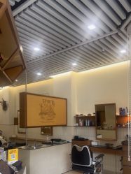 -MARTIN'S BARBER SHOP男士理发馆