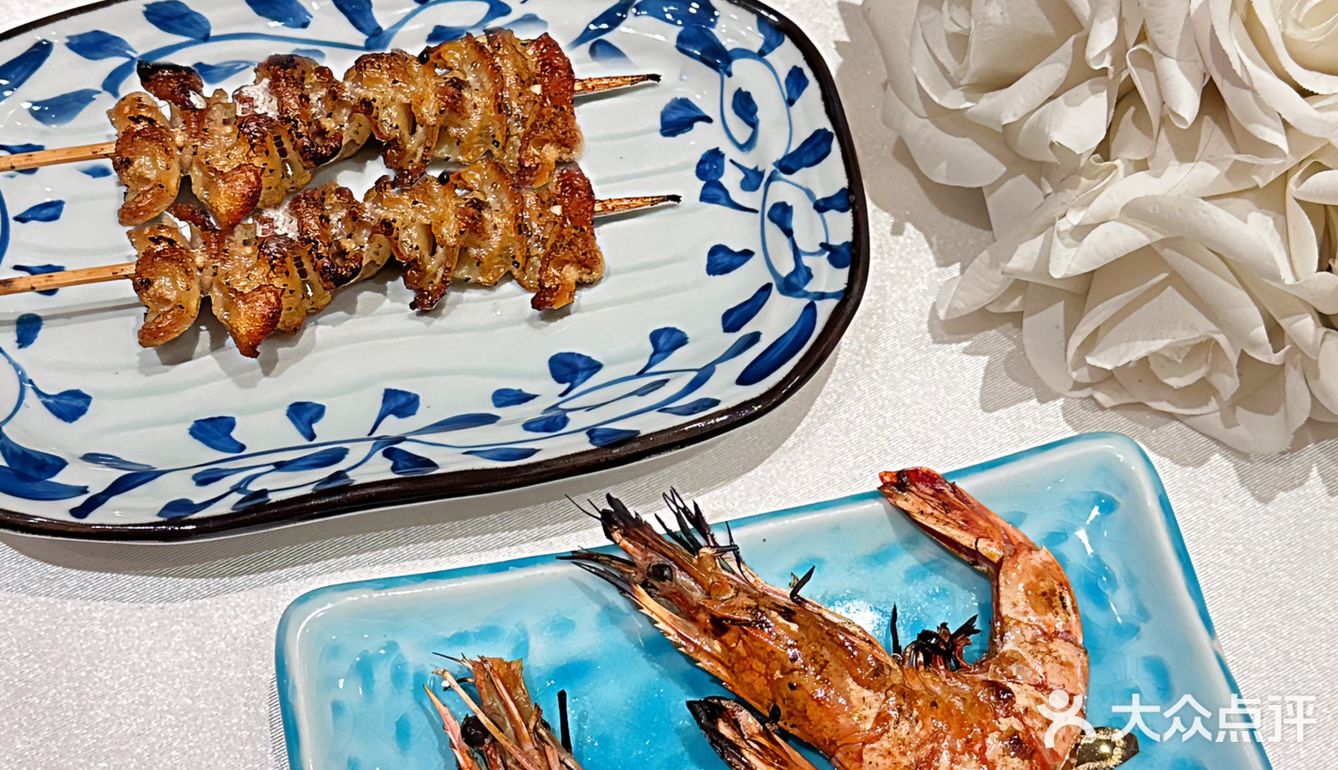 在希尔顿玫瑰瀑布下吃烧鸟自助是什么体验🌹