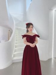 -艾米丽婚纱礼服