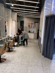 -PE SALON 