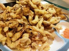 干炸小蘑菇-金手勺东北菜馆(大屯北路店)