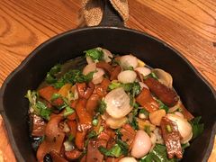 -云海肴·云南小炒·汽锅鸡(天津国金汇店)