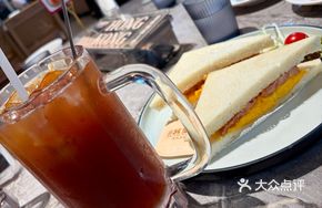 Extra Large Signature Iced Lemon Tea
