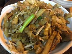 牛肉炒牛河-兴记菜馆