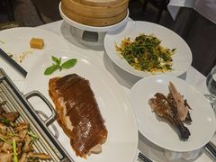 巧拌豆苗-四季民福烤鸭店(王府井灯市口店)