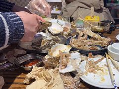 -蚝堡海鲜·威海菜·海肠捞饭·烧烤·亚洲吃蚝公司(幸福门店)