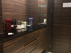 -上海虹桥西郊假日酒店