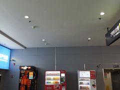 -虹桥火车站-停车场