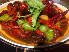 -虾弄弄海派小龙虾·牛羊蝎子火锅