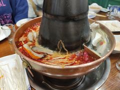 -楼外楼大刀肉传统火锅居(博学路店)