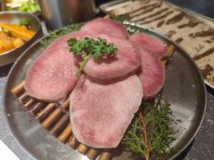 -草家酱蟹炭火烤肉店(珲春南路二店)