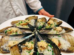 -荣誉海鲜酒楼(海湾店)