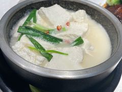 浓汤石磨手工豆腐-上海小南国(仲盛世界商城店)