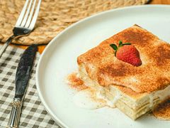 -more than meow吴止猫主题餐厅(承德 中船汇店)