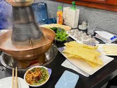 -楼外楼大刀肉传统火锅居(幸福街店)