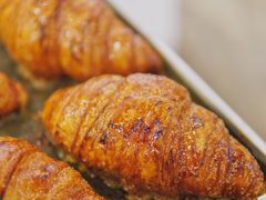 焦糖牛角包-PAPER STONE BAKERY(天环店)