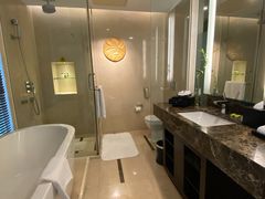 -青岛海尔洲际酒店