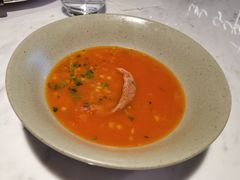 酸辣番茄牛肉汤荠菜-九月里.自由花园餐厅