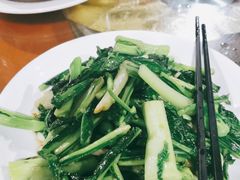 -河边农庄