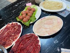 -一鼎牛鲜活牛肉城(晋江海峡国际食品城店)