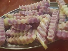 红心土豆-老石黑山羊毛驴肉火锅(金凯广场店)
