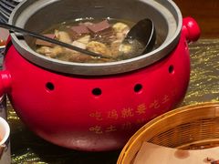 -洞庭土菜小炒馆(易发广场店)