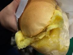 芝士蛋牛肉猪仔包-孖记茶档·热腾茶餐(荔湾领展广场店)