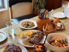 -羽深肉铺 Steak & Wine