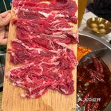 这是一家火锅店~
