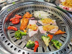 -马路牙子烧烤音乐酒馆(望京店)