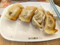 -小杨生煎(白玉兰广场店)