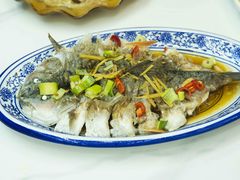 清蒸光鱼-食汇坊饭店