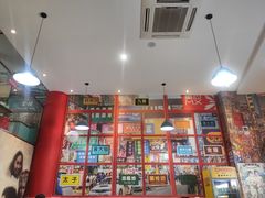 大堂-小龍鳳·港式海鲜打边炉(沙湖路店)