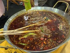 -拈签一笑黄牛肉辣卤串串
