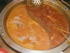 -沸炉重庆老火锅(军事博物馆店)