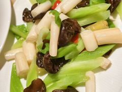 -吕记老鸭汤·徽菜馆(东营路店)