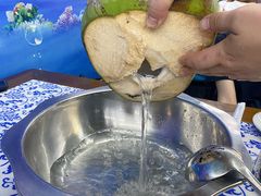 -范饭椰林川湘味海鲜·椰子鸡(三亚湾椰梦长廊店)