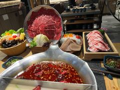 -湊湊火锅·茶憩(南京东路悦荟店)