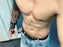 -GYMPLUS私教健身会馆(大悦城店)